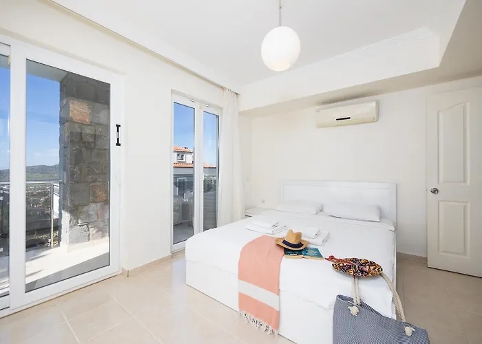 Golden Heights 15 * Олудениз