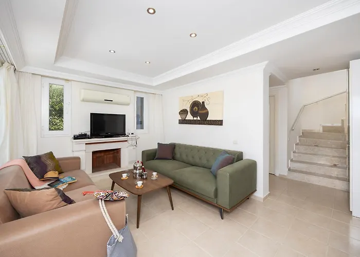 Вилла Golden Heights 15 *