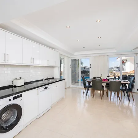 Golden Heights 15 Villa *