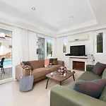 Golden Heights 15
